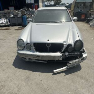 MERCEDES E200 2000  KINHT 11942